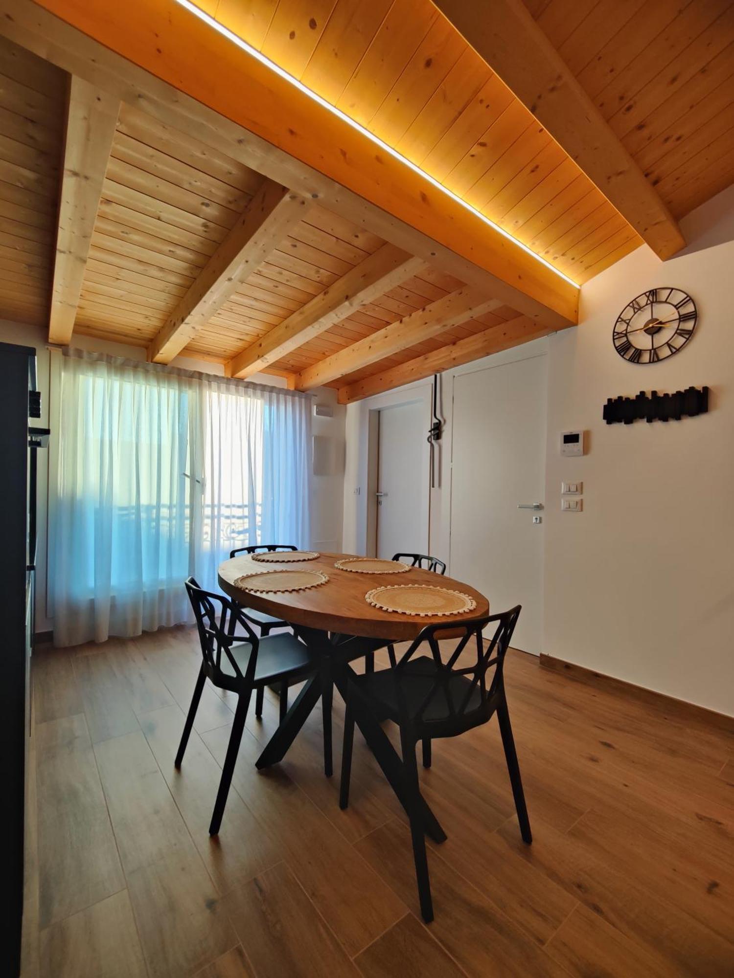 Parsifal House 基奥贾 外观 照片